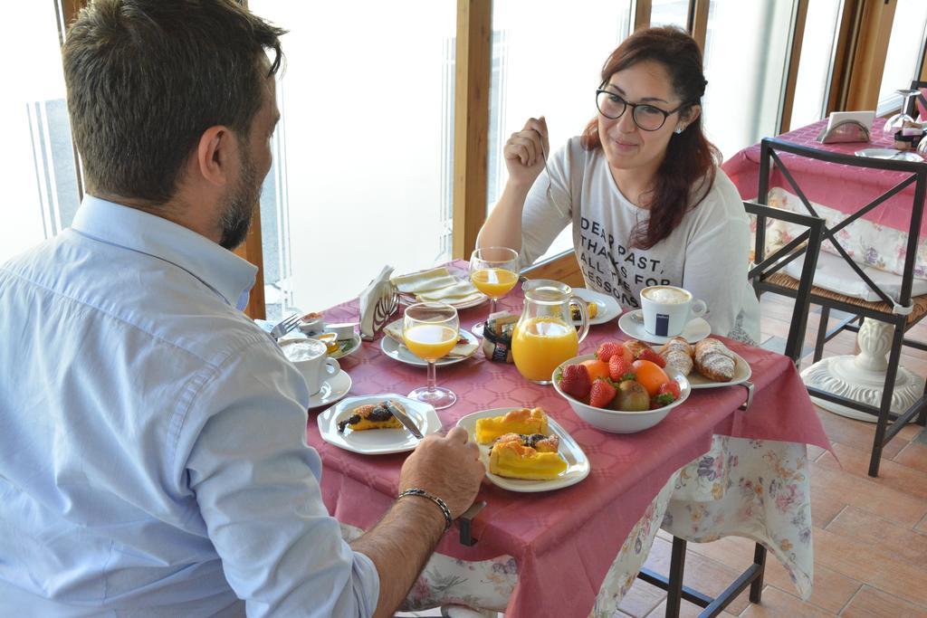 Hotel Galassi Нумана Екстер'єр фото
