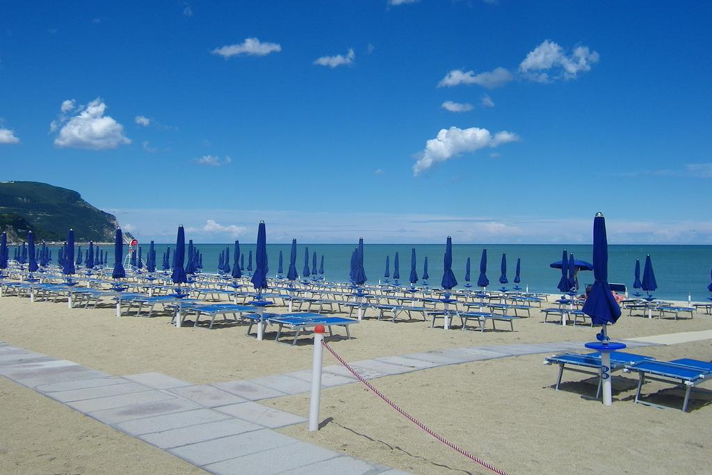 Hotel Galassi Нумана Екстер'єр фото