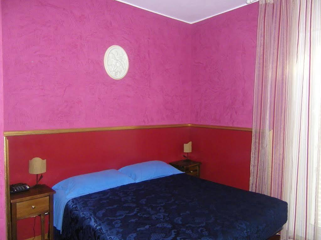 Hotel Galassi Нумана Екстер'єр фото